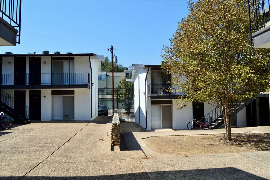 2610 Salado ST #112, Austin, TX 78705