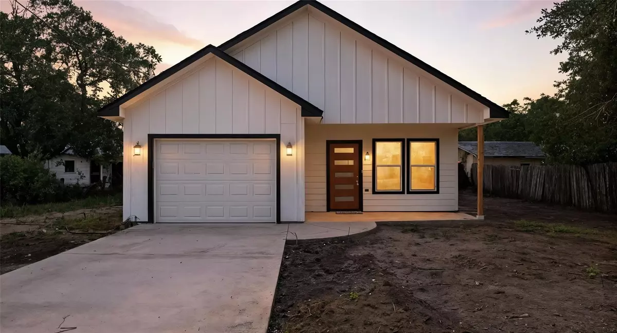 Gonzales, TX 78629,1420 Harwood ST