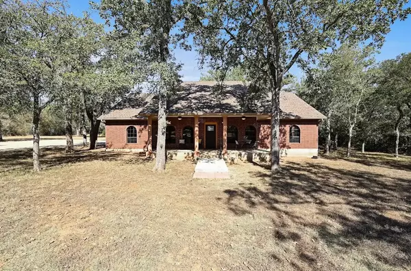 486 Westwood RD, Lockhart, TX 78644