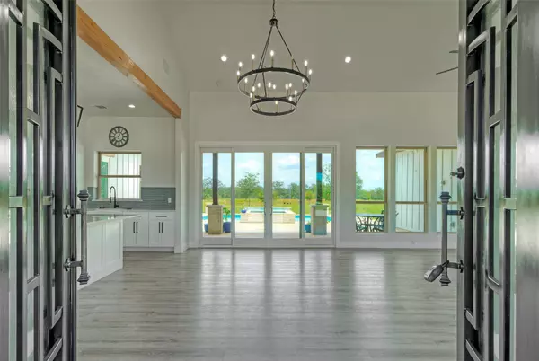 Flatonia, TX 78941,000 Patterson Ave