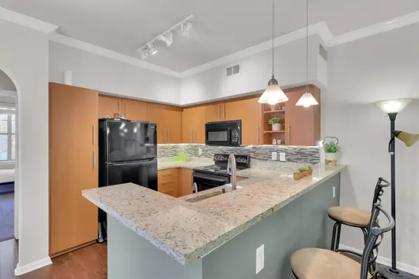 Austin, TX 78730,11203 Ranch Road 2222 #2305