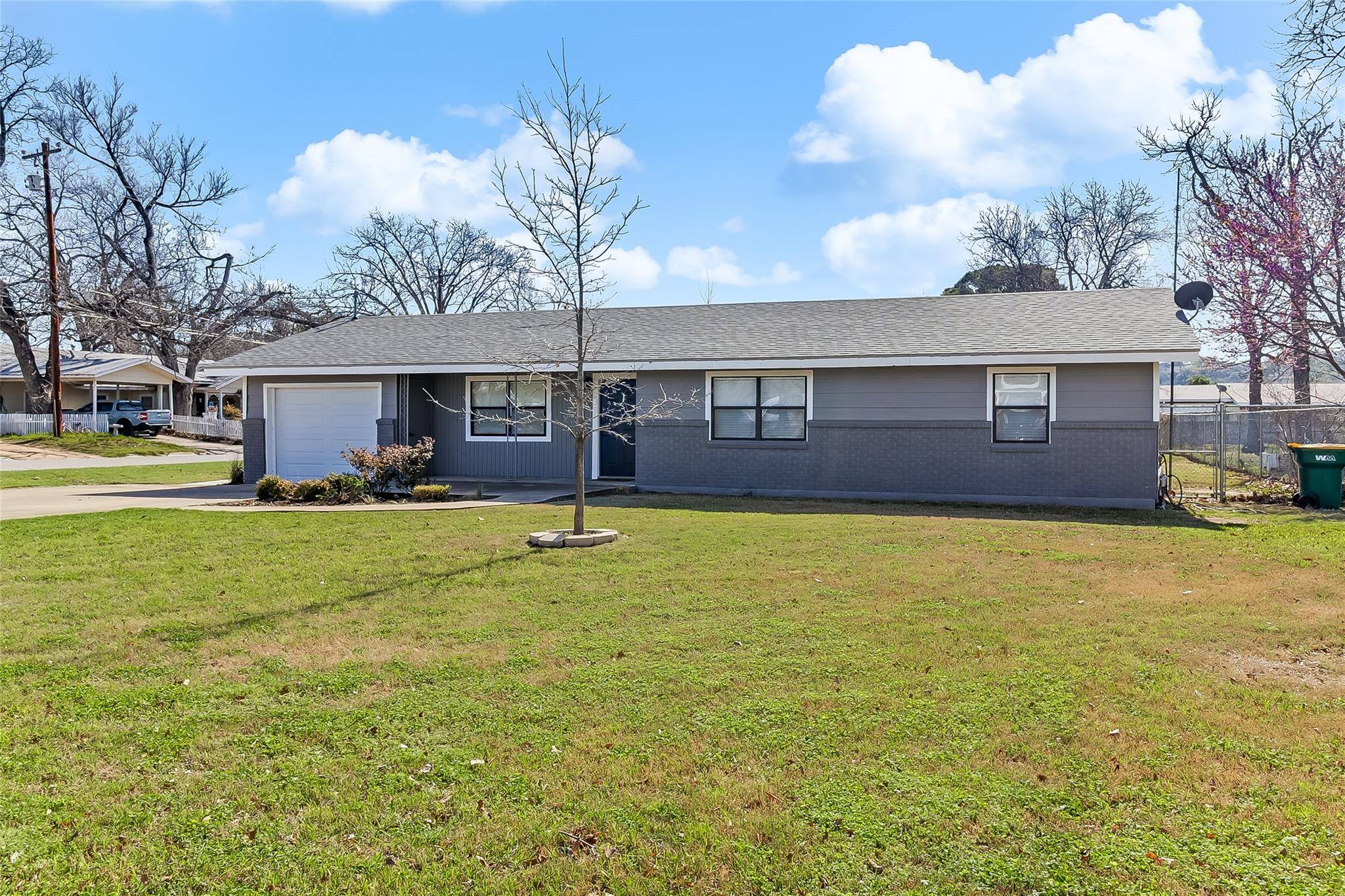 Marble Falls, TX 78654,701 S Avenue J