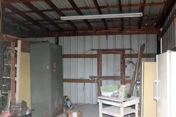 Lockhart, TX 78644,1406 S Commerce ST S
