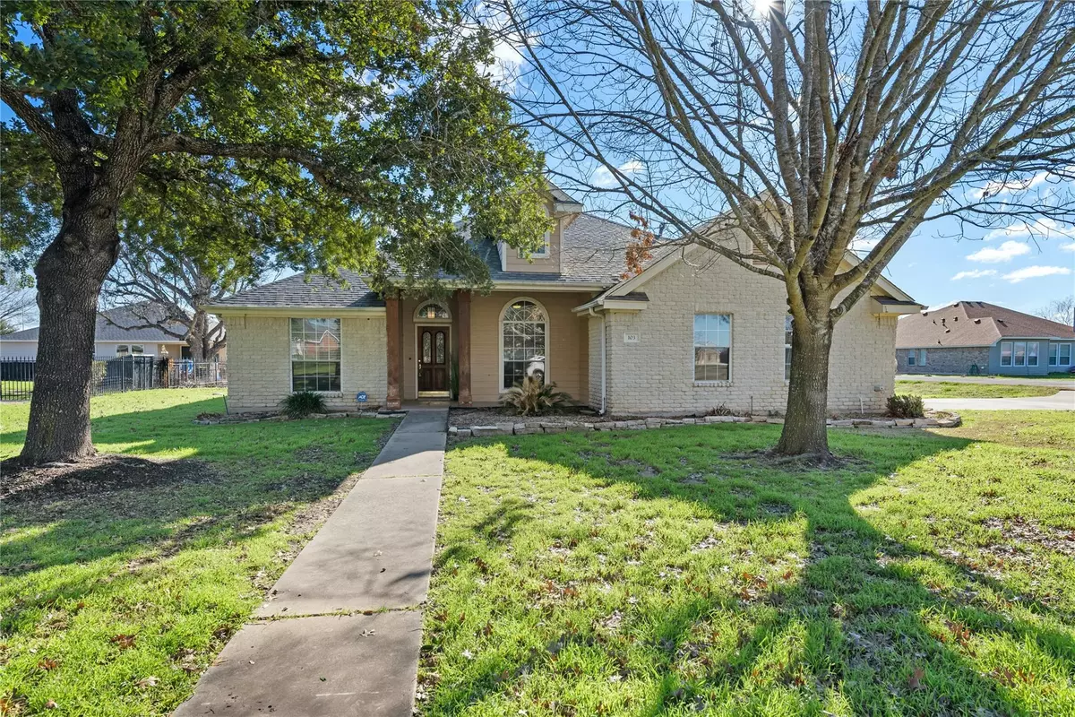 Bastrop, TX 78602,103 Falcon CT