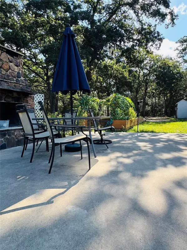 Weimar, TX 78962,1760 County Road 215