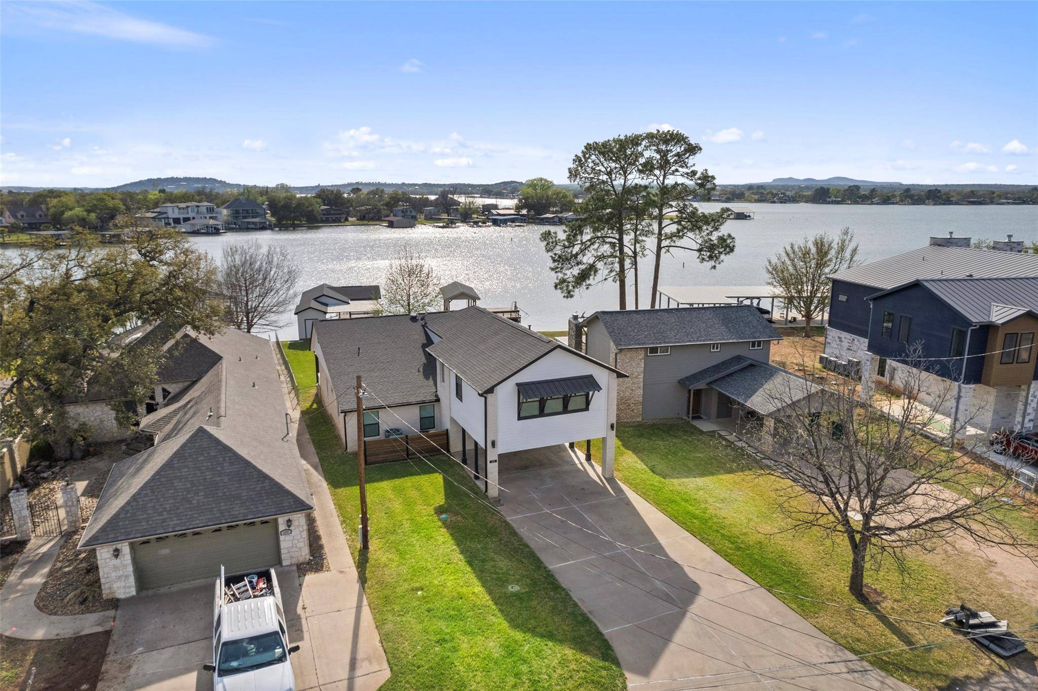 411 W Greenbriar DR, Marble Falls, TX 78654