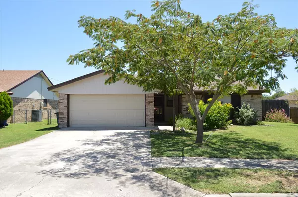 1404 Rob LN, Copperas Cove, TX 76522