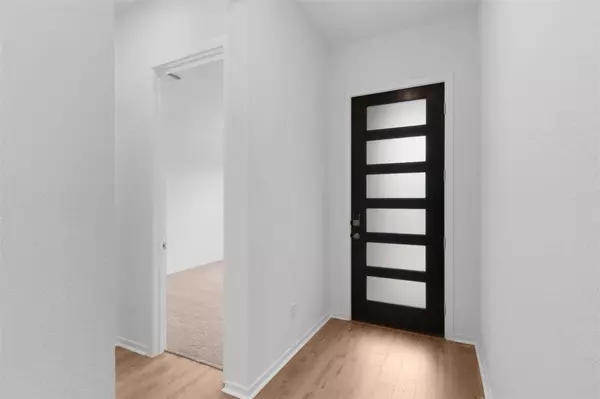 Manor, TX 78653,13608 Grassdale VW