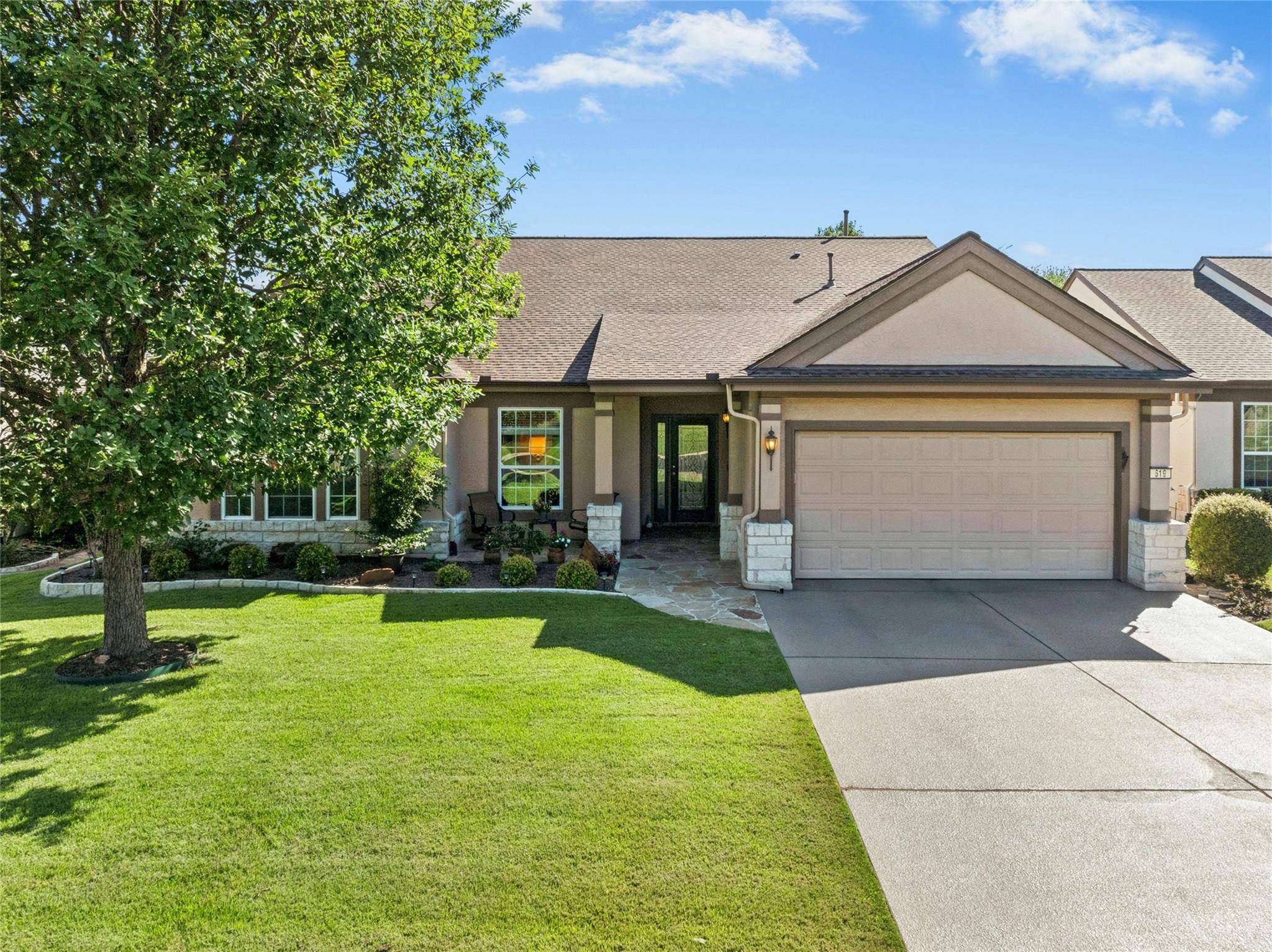 619 Armstrong DR, Georgetown, TX 78633