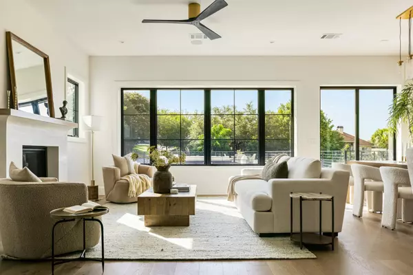 Horseshoe Bay, TX 78657,701 Hi Circle North DR #B