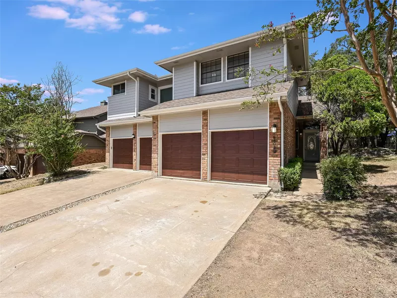 8402 Cima Oak LN #B-4, Austin, TX 78759