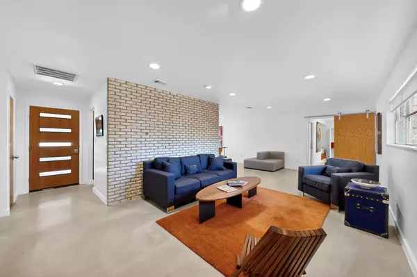 Elgin, TX 78621,118 Anderson DR