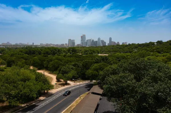 1208 Hollow Creek DR #105, Austin, TX 78704
