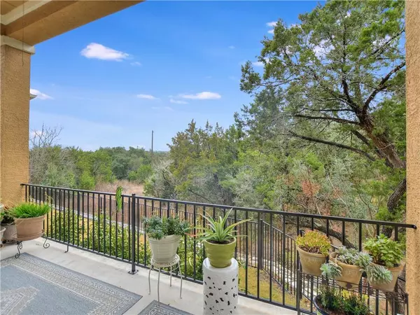 208 Darwins WAY, Austin, TX 78734