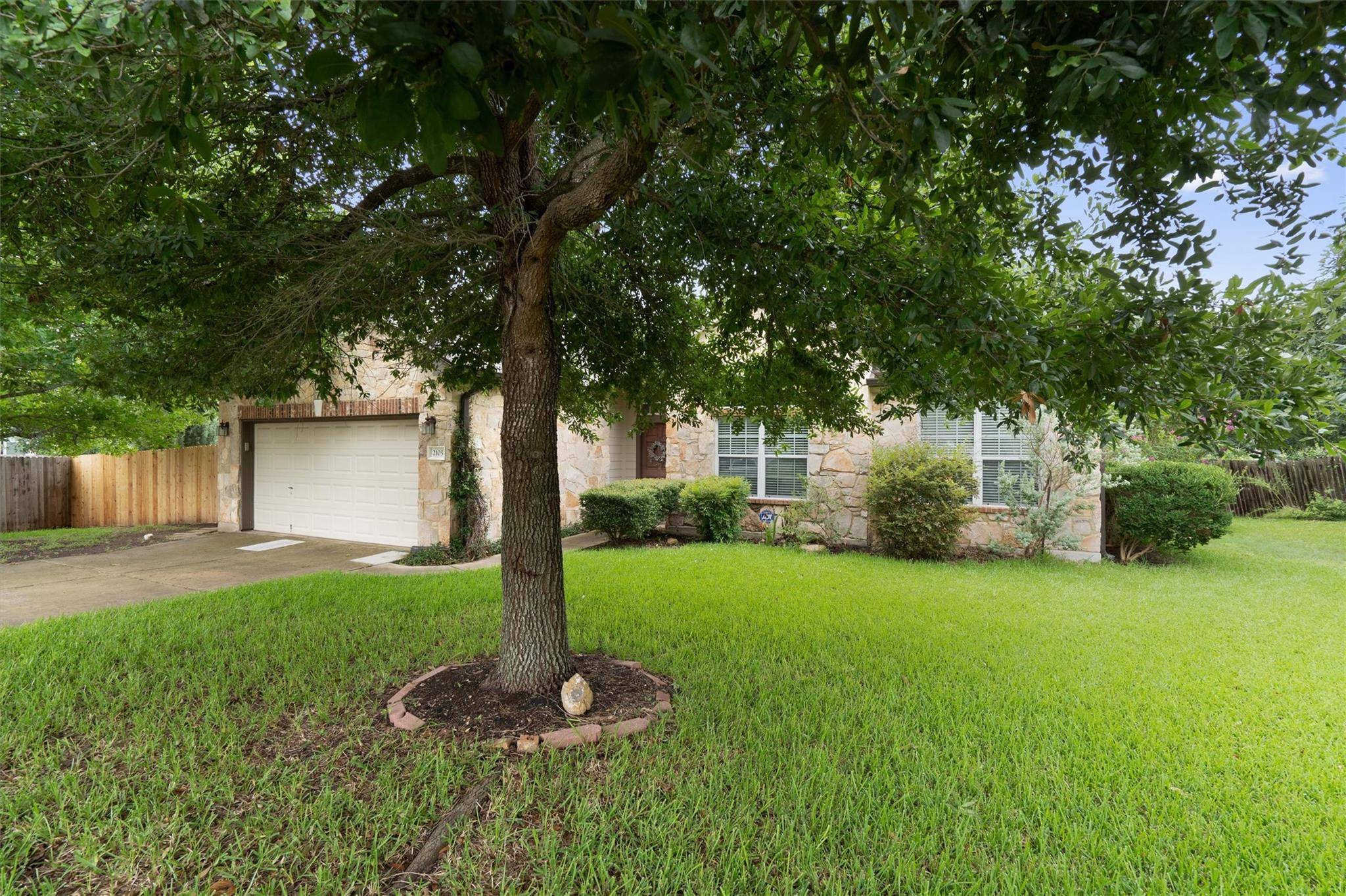2105 Tall Withers CV, Austin, TX 78754