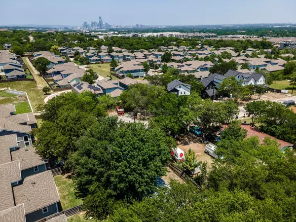 Austin, TX 78741,2357 Yellow Jacket LN