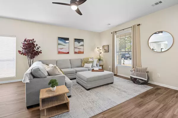 Austin, TX 78745,2200 Amur DR