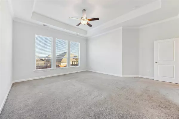 Buda, TX 78610,623 Baretta LOOP