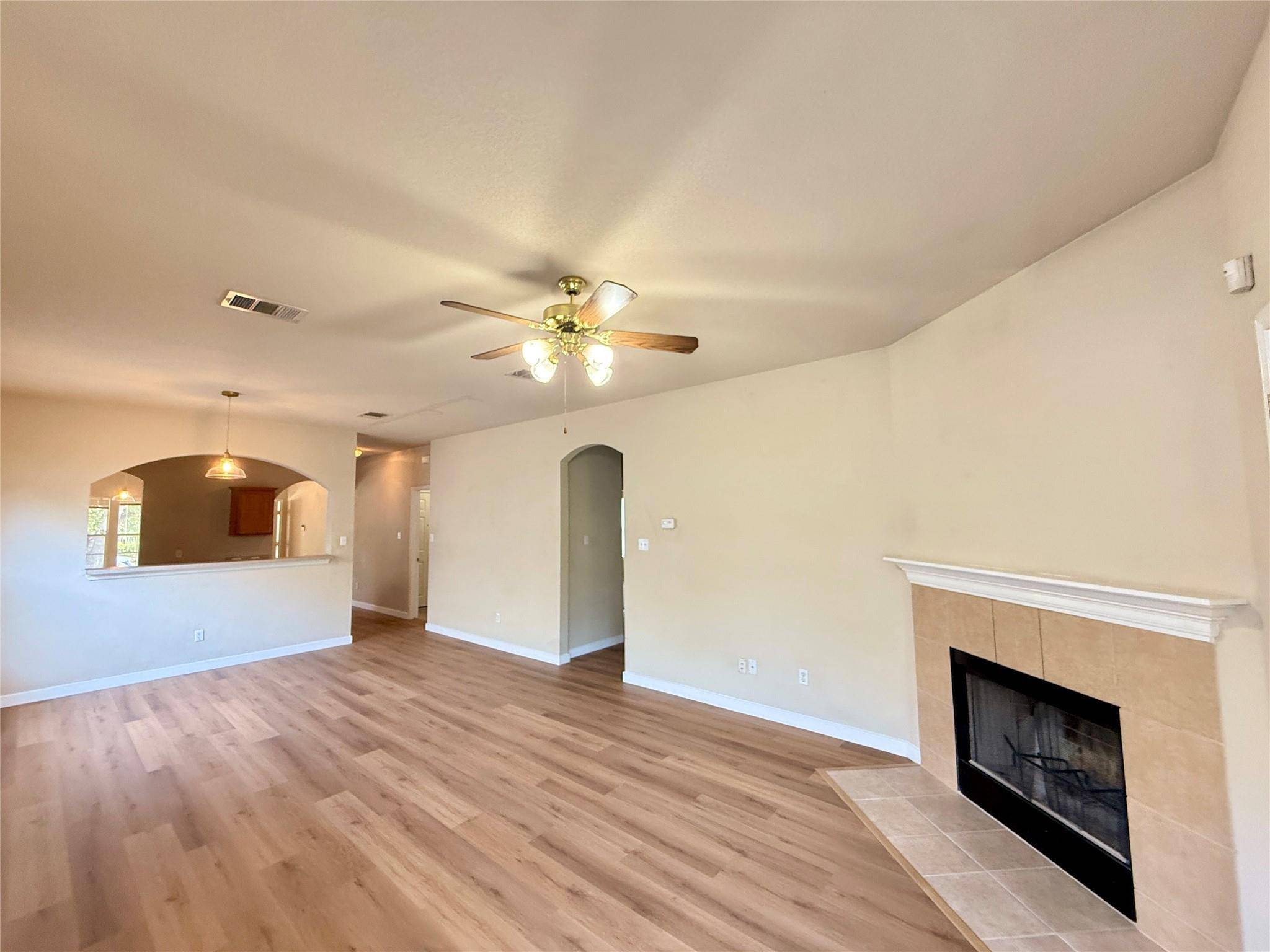 Austin, TX 78744,9312 Brandts Wood ST