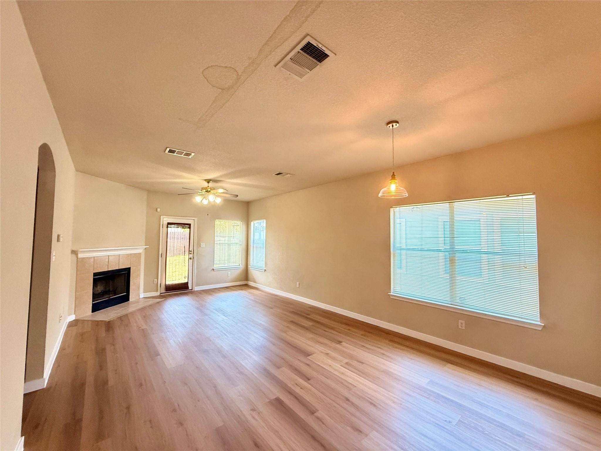 Austin, TX 78744,9312 Brandts Wood ST