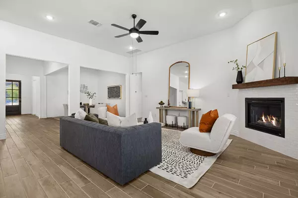 Georgetown, TX 78628,1301 White Daisy LN