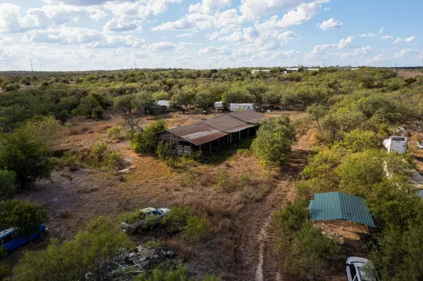 Buda, TX 78610,13414 Elm Grove Rd