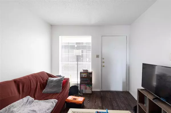 Austin, TX 78705,2803 Hemphill PARK #B204