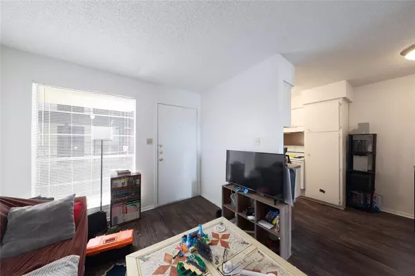 Austin, TX 78705,2803 Hemphill PARK #B204