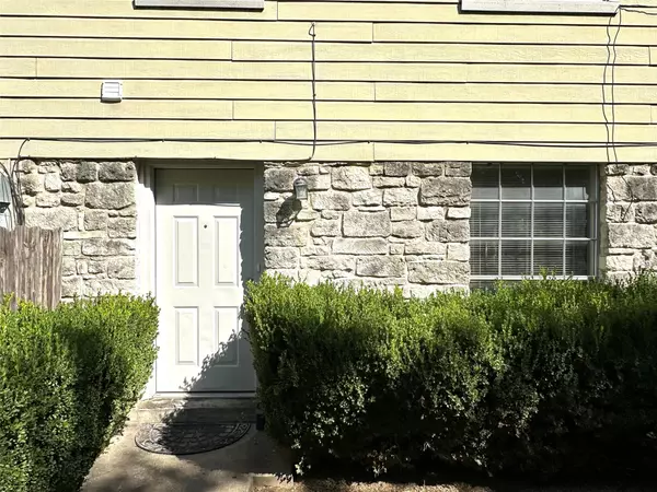 Georgetown, TX 78626,2203 Creekside LN #C