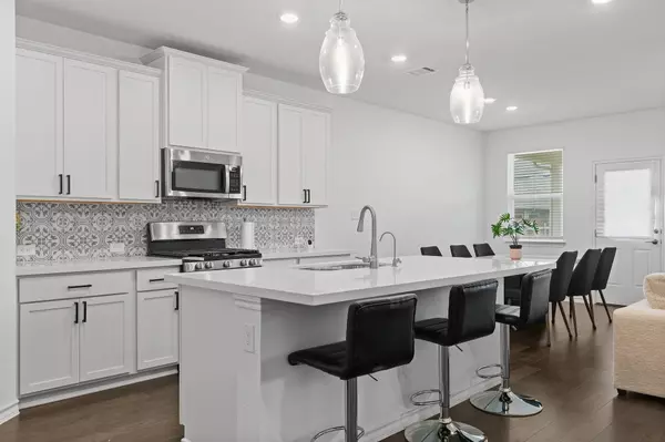 Hutto, TX 78634,121 Gracie WAY