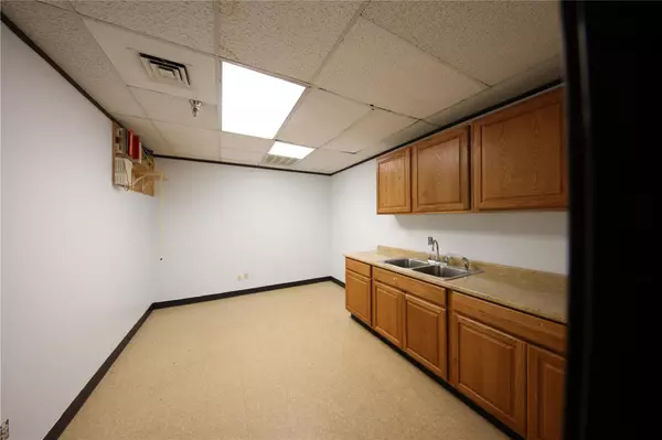 Austin, TX 78753,9800 N Lamar BLVD #240