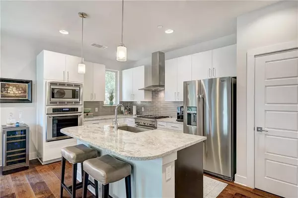 1205 Elm ST #8,  Austin,  TX 78703