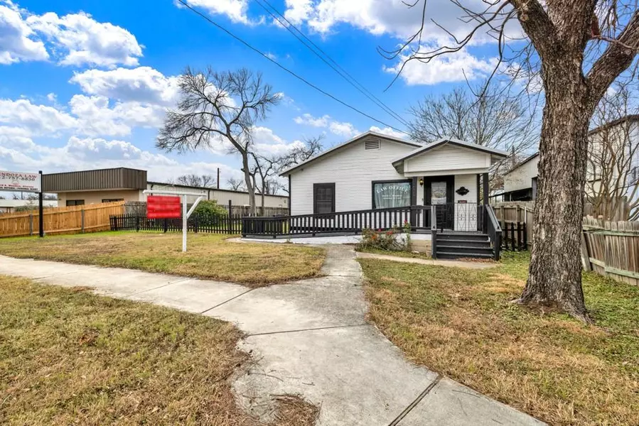 608 S Guadalupe ST, San Marcos, TX 78666
