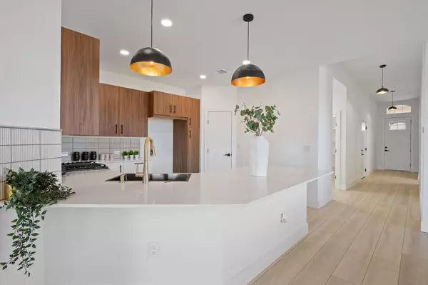 Manor, TX 78653,13721 McArthur DR