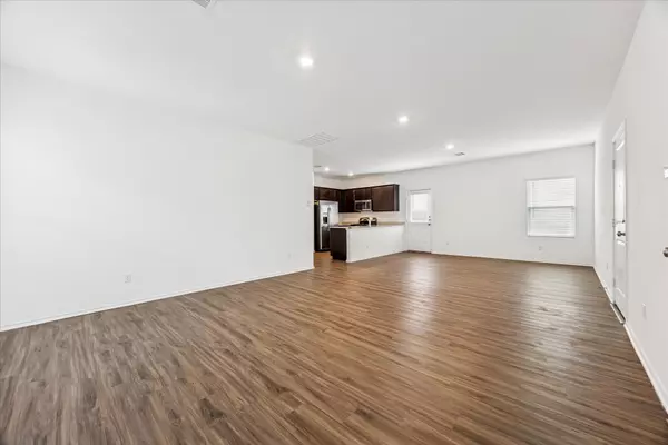 San Marcos, TX 78656,304 Mica TRL