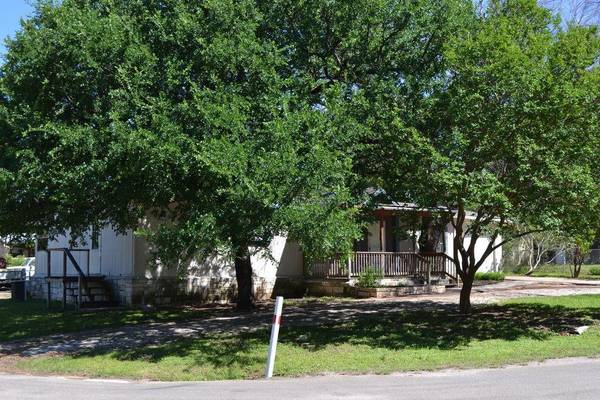 133 Highland LOOP,  Kingsland,  TX 78639