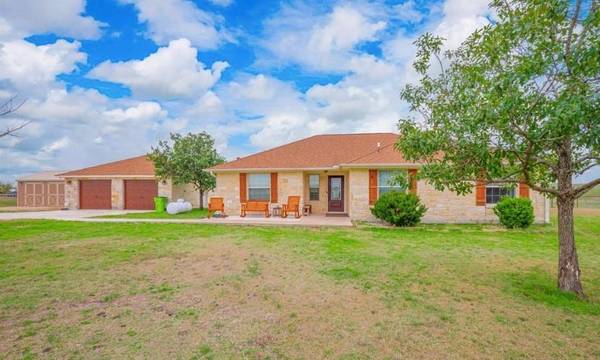 600 County Rd 405, Taylor, TX 76574