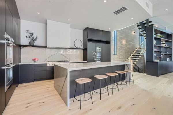 1315 W 9th ST #B, Austin, TX 78703