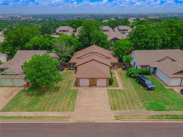 11904 Sunhillow BND #A & B, Austin, TX 78758