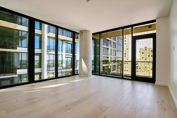 Austin, TX 78701,610 Davis ST #2008