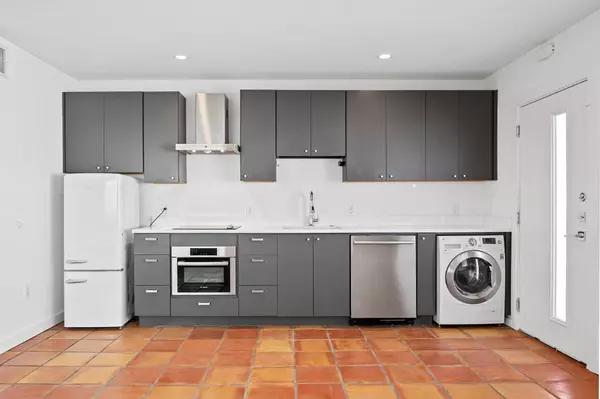 Austin, TX 78703,1200 Enfield RD #107