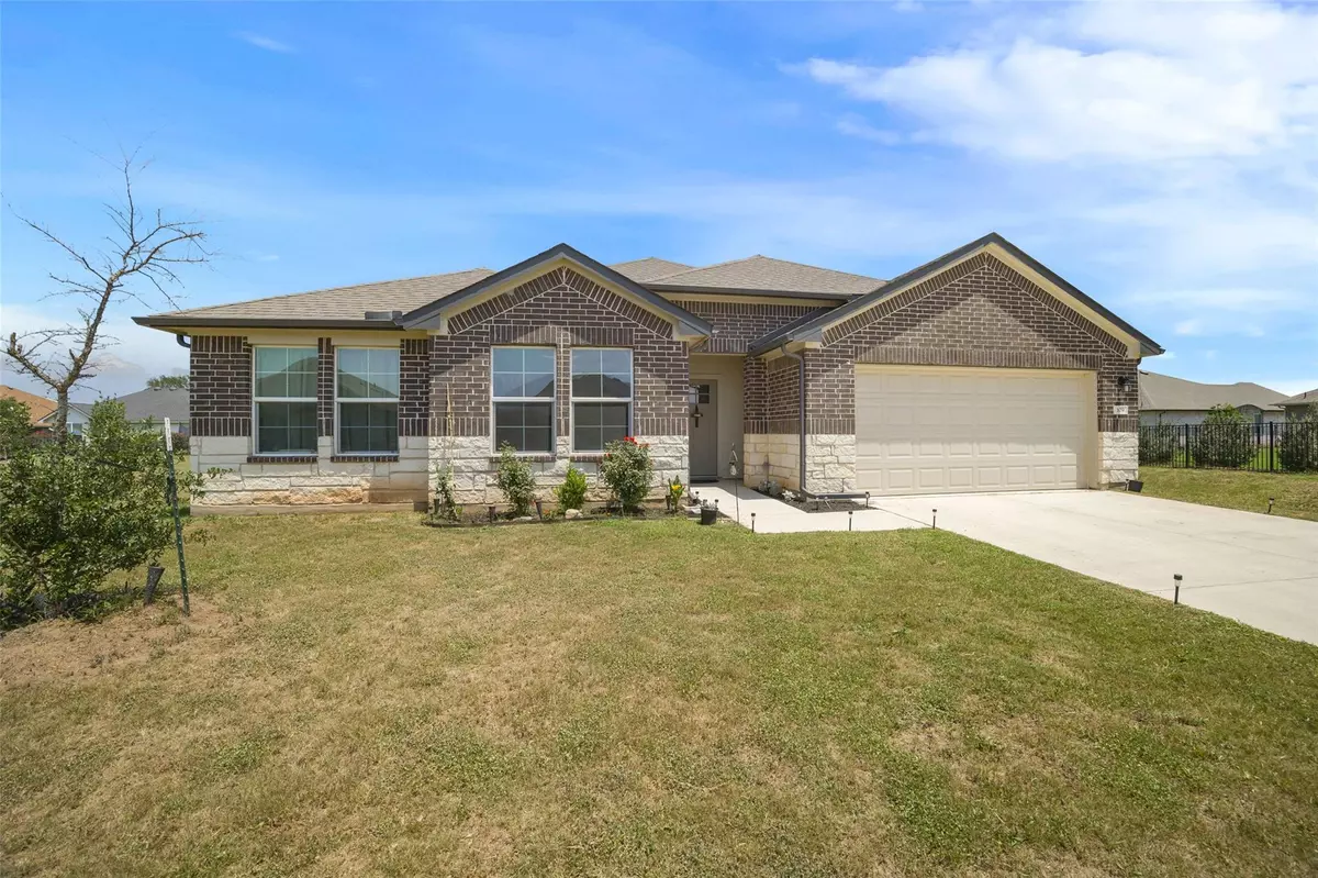 Bastrop, TX 78602,109 Egret DR