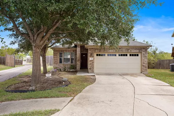 326 Dark Horse LN, Buda, TX 78610