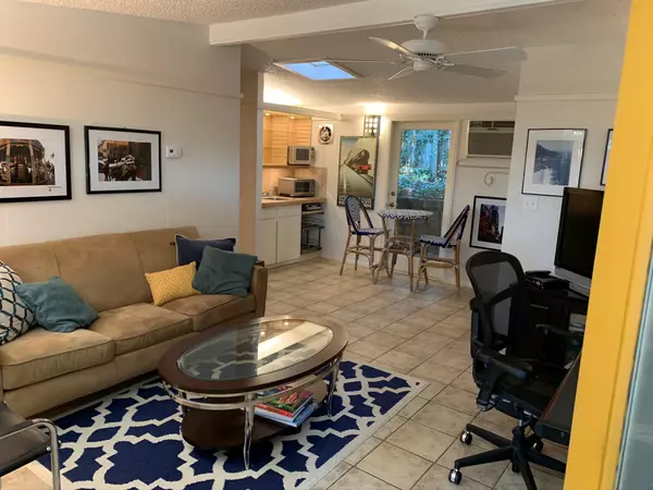 Austin, TX 78703,1714 Summit VW #3