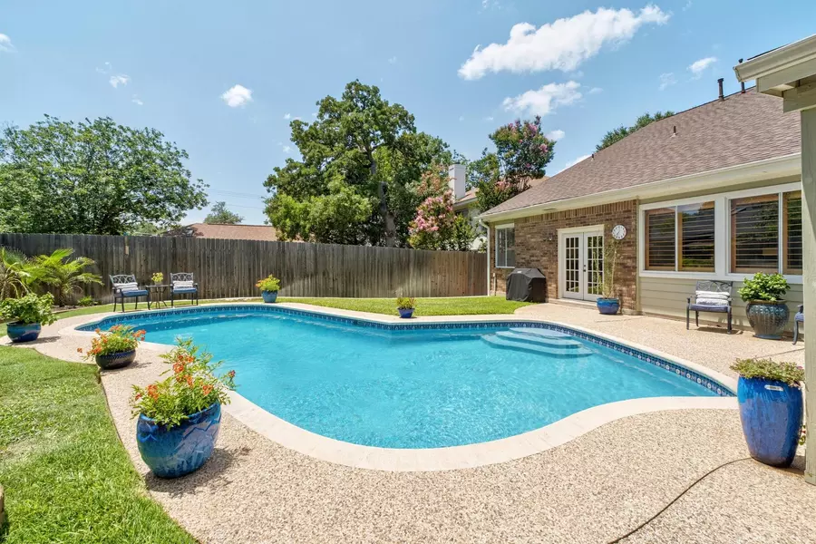6509 Walebridge LN, Austin, TX 78739