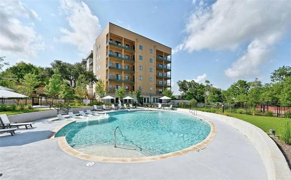 4802 S Congress Ave #413, Austin, TX 78745