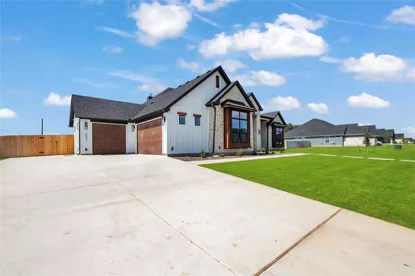 Salado, TX 76571,6807 Lacey Oak RD