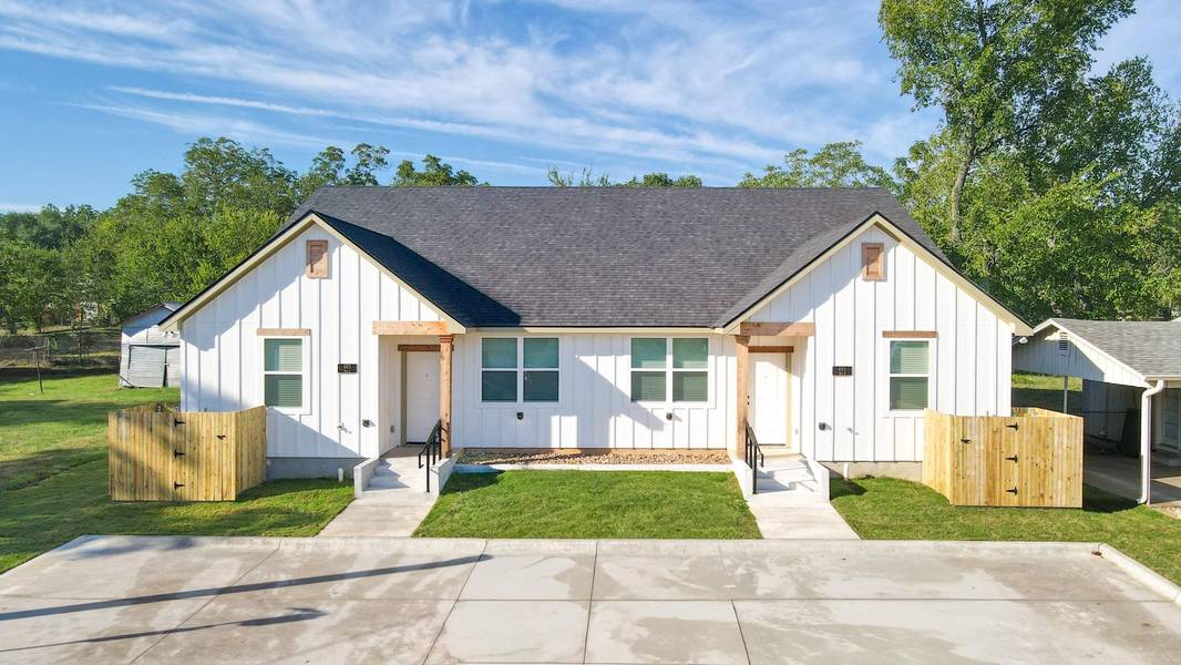 603 N Echols Street Unit #A and B, Caldwell, TX 77836