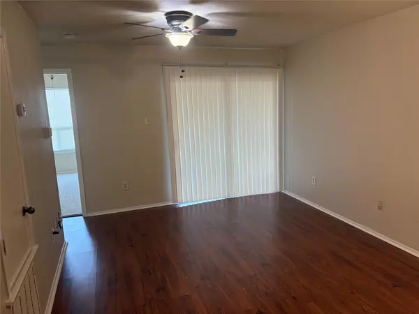 Austin, TX 78741,1514 Parker LN #104