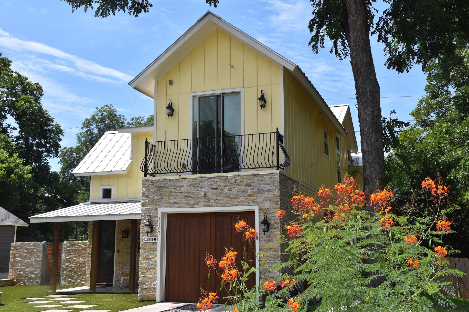 Austin, TX 78702,1707 Garden ST